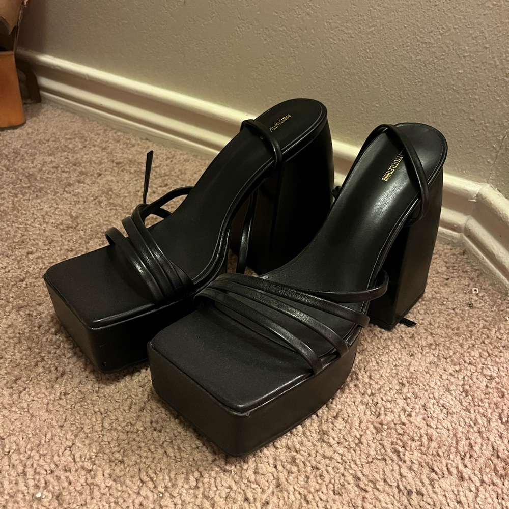 Elegant Black Platform Heels